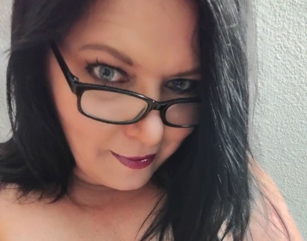 Dayton Female Escort — Throat & Kink Play, Toys, No Deposit - 1