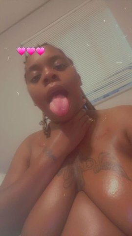 St. Louis MO Outcalls — Female Escort - 1