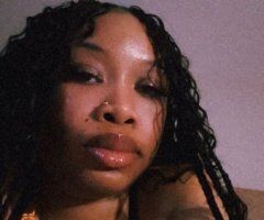 Southern Maryland escorts - Hazel Lynn — Dream theme outcalls, green eyes & petite curvy vibe