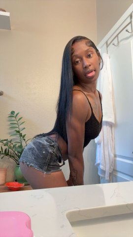 Las Vegas Female Escort — Text Me for Fun (No Pimps) - 1