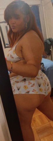 South Bronx Dominican Mami Car Dates & Outcalls - 1
