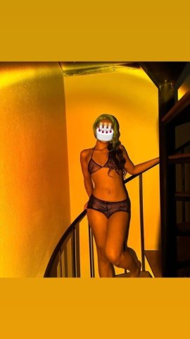 Denton, Texas Tall Coke Bottle Mixed Baddie Escort — Video Verification - 1