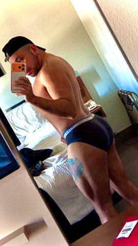 Knoxville Latin Boy Male Escort — massage, erotic massage & happy ending - 1
