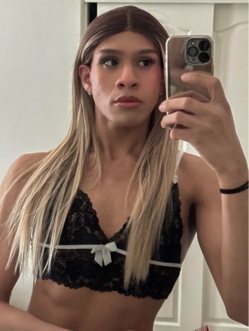Las Vegas Crossdresser Incall/Outcall — Discreet Texting - 1