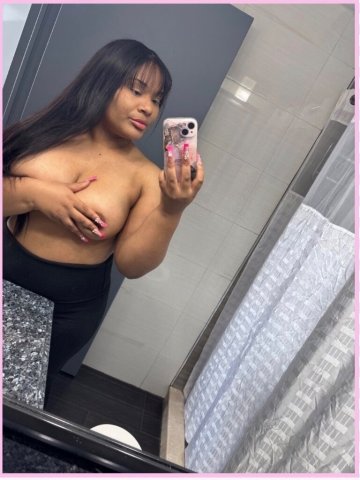 Queens Female Escort — Outcalls Available, Video Calls & Companionship - 1