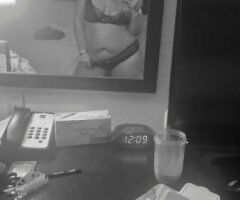 St. Louis escorts - Wild Wendsday Hot Blonde — Deep Tissue Massage & Adult Fun