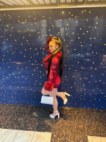 Petite 24-Year-Old Female Escort in Fresno - 1
