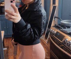Petite 24-Year-Old Female Escort in Fresno - Image 6