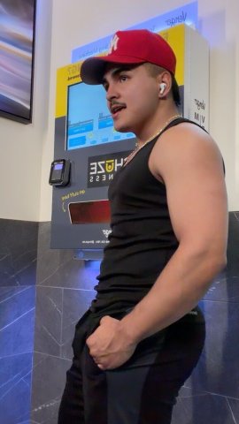 Latino colombiano en Denver — para pasar un buen rato - 1
