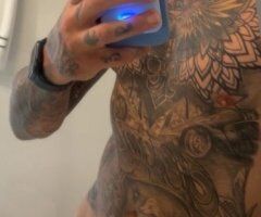 César Tatuado en Miami: confianza, estilo y misterio - Image 6