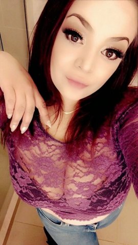 Minneapolis Throat Queen & Kink Dates — Rates for Couples, Fetish Requests - 1