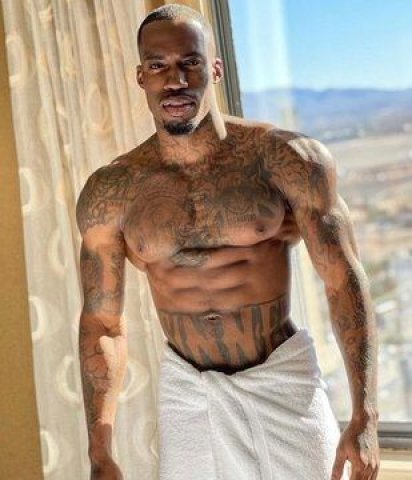 Norfolk VA Male Escort — 11-inch fun (in-call, out-call, face time) - 1