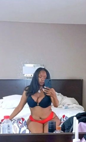 Oakland/East Bay Female Escort — Outcall Available - 1