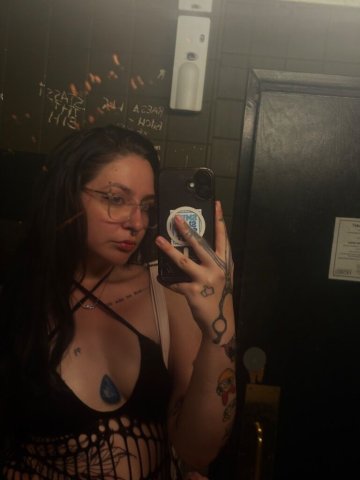 Portland Female Escort — 23yo tatted mami (bestie special for tn) - 1