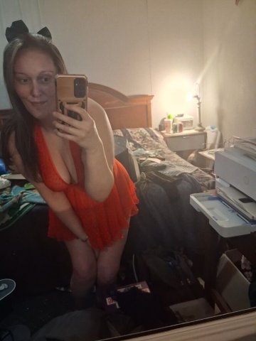 Kansas City MO Wet & Tight Newly Single Escort — Fetish, Pegging, Strap-On - 1