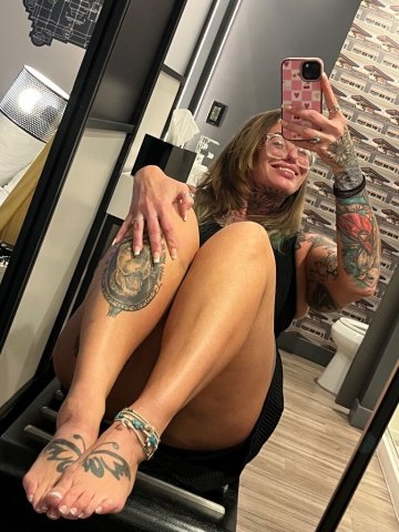 Chattanooga TN Escort — Companion Date-Setting Only (No Explicit) - 1