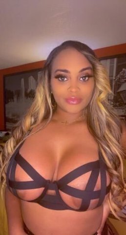 Latina Caliente en Houma — Morena ardiente (nuevo número: 27) - 1