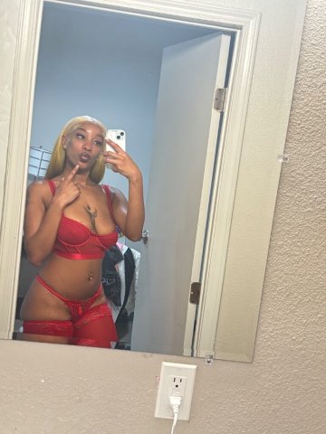 Las Vegas Outcall Playmate — Wet N Wild Fun (2-Girl Special) - 1