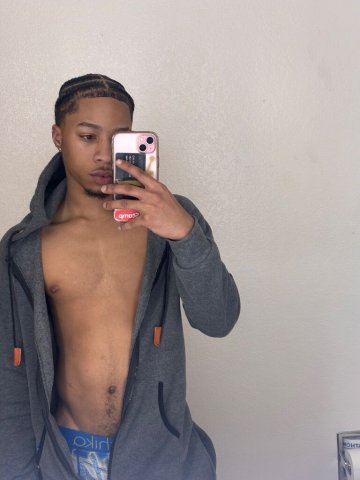 Dallas, Texas Male Escort — privacy-first, roleplay & light kink - 1