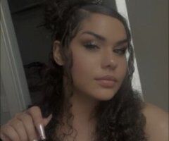 Ardmore Female Escort — Hawaiian Fetish Friendly - Image 4