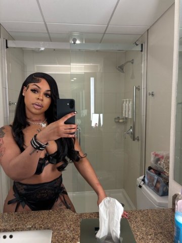 Chicago IL Creamy Delight Thick Exotic Beauty — FT Shows - 1