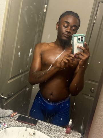 Shreveport Male Escort — Soft skin, pretty face, full body attention - 1