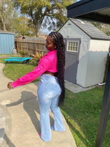 Kansas City Female Escort — Verification Required - 1
