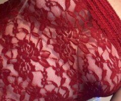 Yakima WA Curvy Female Escort — Mouth Therapy & Private Incalls - Image 4
