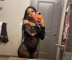 Tampa escorts - PrettyFreak Incalls — Two-girl specials & discreet wet setup