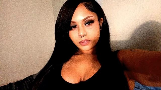 Lactating Mami Full of Milk — 2 Girl FaceTime Show + Content - 1