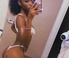 Cleveland Mature In-Call Female Escort — Text Only, No Calls - Image 6