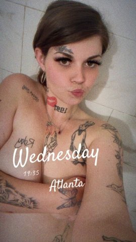 Facetime content babe — shower shows with toys - 1