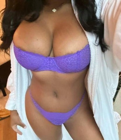 Pamela — Friendly, Clean & Discreet Female Escort in Providence - 1