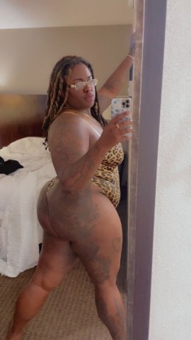Ebony Female Escort in Raynham, MA — Chocolate-skin massage & hours - 1