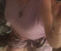 Grand Island escorts - 38-Year-Old Independent Escort — Full Service Menu, Hosting & Traveling