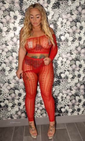Curvy Blonde Seductress in Wenatchee, WA — Nuru, Companionship & Video Calls - 1