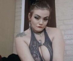 Wichita, Kansas Discreet Independent Adult Service (Incalls) — Blowjobs - Image 7