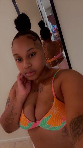 Modesto Outcall Female Escort — FaceTime shows, discreet & upscale - 1