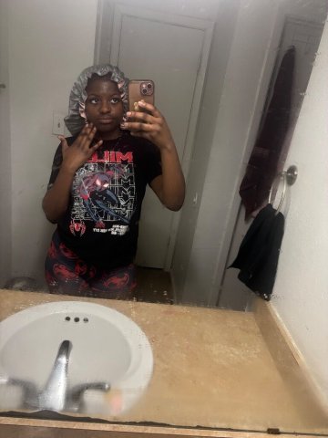 Southeast Iowa Hood Princess Escort — Incall & Selective Outcall - 1