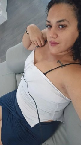 Miami Female Escort — Outcalls & Quick Visits (30 min) - 1