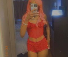 Toledo escorts - Toledo Tall Female Escort — Barbie-style outcall