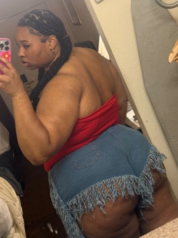 Greensboro NC Thick Light-Skinned BBW Massage (Incall Only) - 1