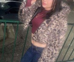 Visalia CA ViVica — 2-Girl Special Hour (Natural Beauty) Incalls & Outcalls - Image 3
