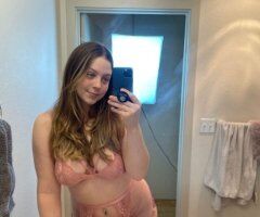 Cleveland, OH Female Escort — videocall sessions & custom content - Image 9