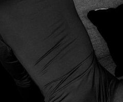 Nothing Bare 28 — Half Hour Female Escort in Los Angeles - Image 4