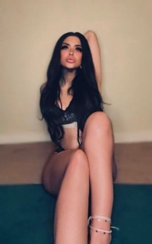 Tucson Female Escort — In-call, outcall, couple hours - 1