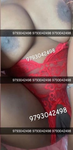 Savannah Online Milf: Strictly Text-Only Adult Content - 1
