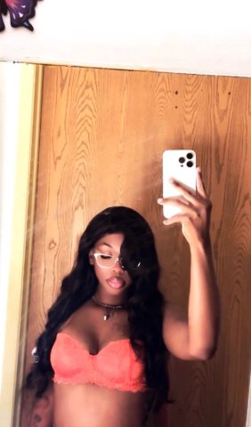 Trans Woman in Detroit — Incalls & Outcalls (Condoms Only) - 1