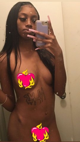 Las Vegas Female Escort — Clean, Upscale Gentlemen Only - 1