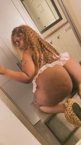 Baton Rouge Female Escort — FaceTime/Google Meet video calls + in-person visits - 1